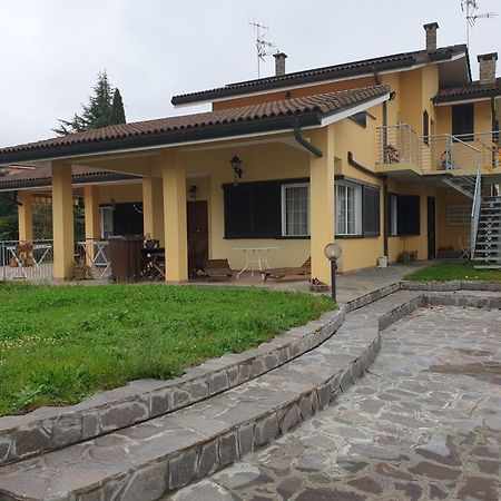 Casa Vacanze Alice E Arianna ไคโร มอนเตนอตเต ภายนอก รูปภาพ